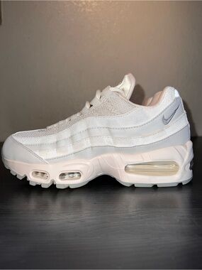 Womens Nike Air Max 95 Big Bubble ‘Soft Pearl’ Size 7.5